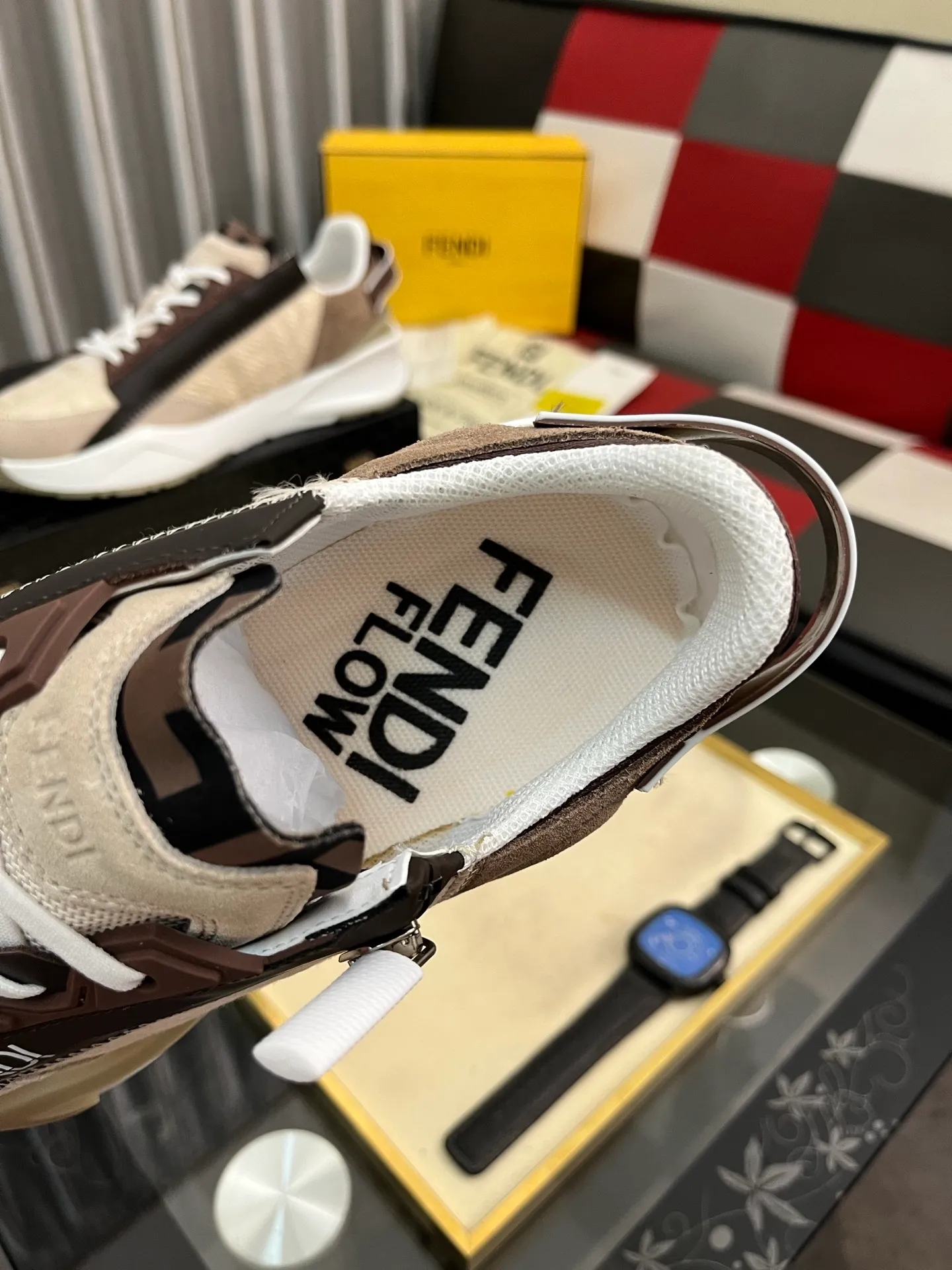 Men's men's shoes 💰540⌚️⌚️ FEND* — Fendi Flow men's casual sneakers, with elastic straps, side zippers, and corrugated soles engraved with F. Embossed Fendi Flow lettering on the heel. Made of technical fabric and a mix of blue and genuine leather. Decorated with Lycra® details. FF graphic tongue. Ultra-light and wear-resistant EVA sole. Code number: 38-44